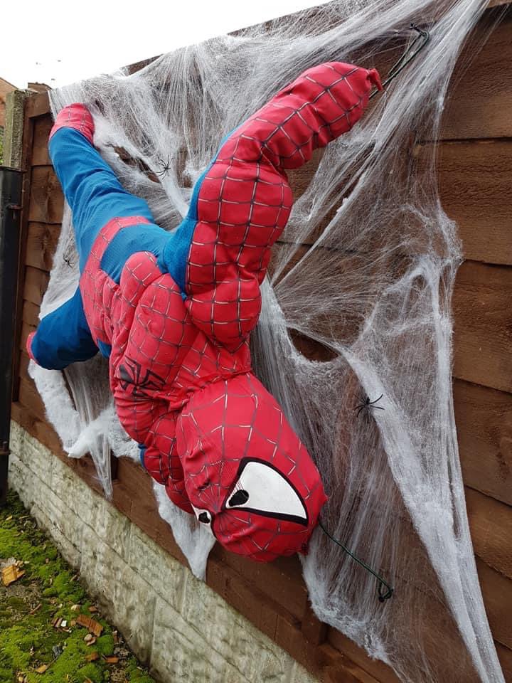 howdenashes's tweet photo. 🙌🙌 to everyone who has taken part in our first scarecrow festival! https://t.co/AWVgb2w3QT