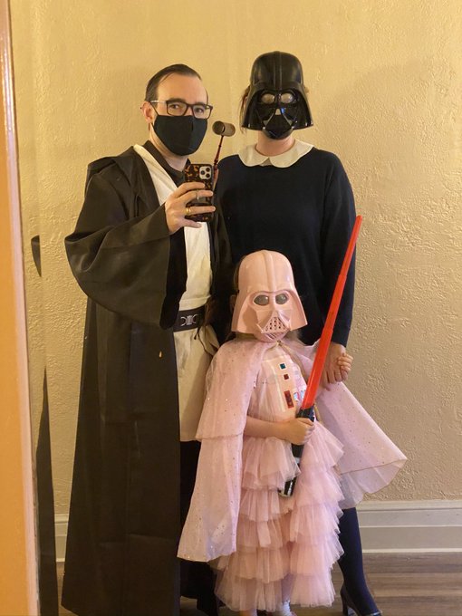 Maggie Mason’s pics and videos