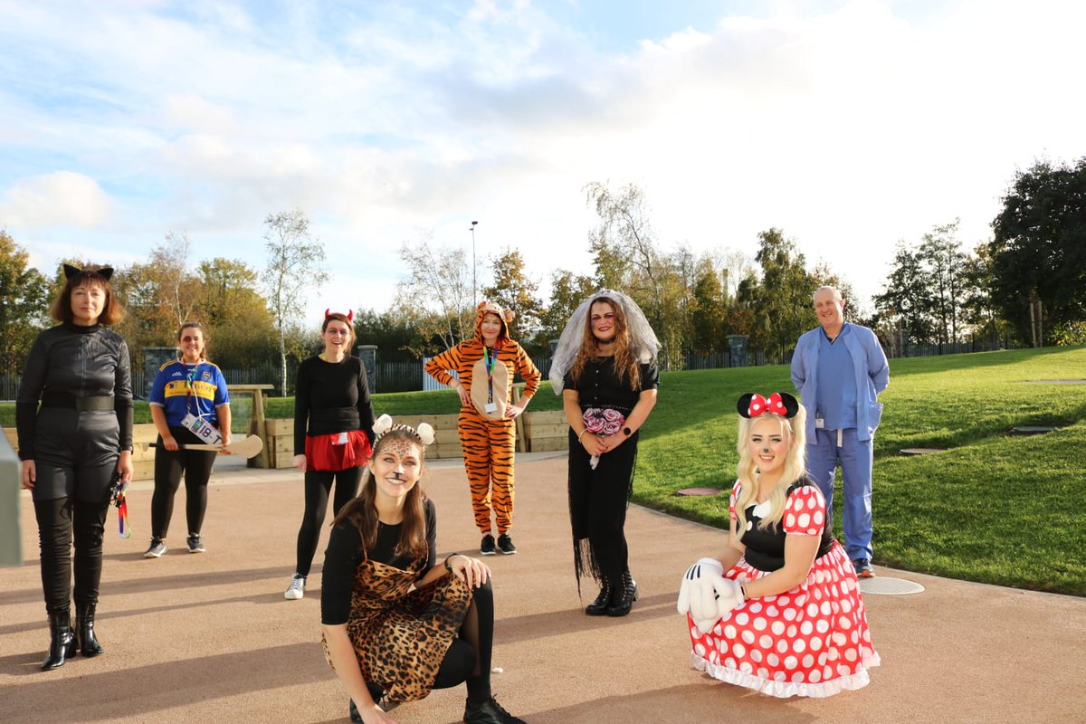 SouthsideCFC's tweet photo. Behind every gorgeous moment & interaction we post here, there is an incredible team. This Hallowe'en is different but these guys made sure that it was super fun. Debbie is missing from the pic but this is what an integrated early years/family support team looks like #childled ๐ https://t.co/JdplcBwjiu