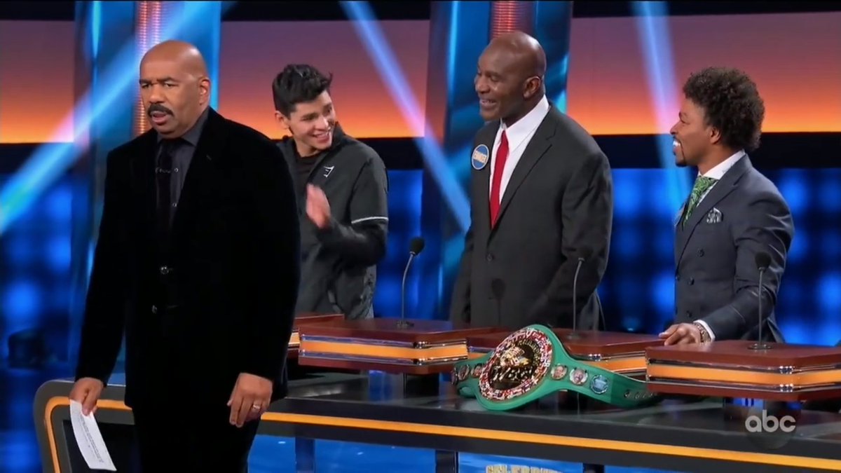 Next round "Some guys are so lonely, they'll go on a date with _______"  @HenryCejudo rings in first with correct answer of "Best Friend", but Evander counters with the higher ranked "Sister", so WBC has control again. Porter answers "Dog," which stuns Harvey.