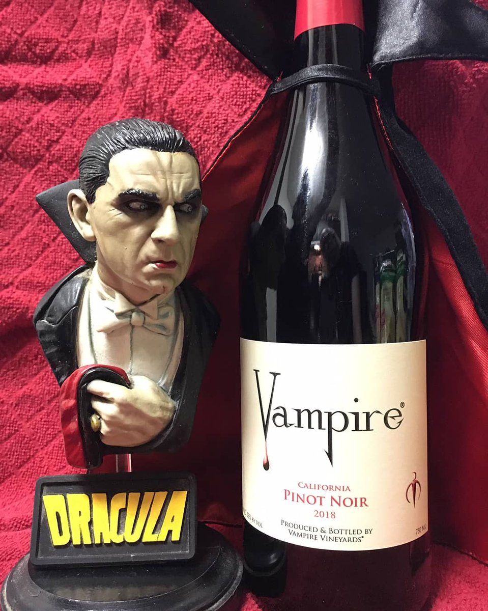 DougGra38399255's tweet photo. Vampire wine, the wine that comes with a cape, and if Bela was still with us he would surely be drinking some Vampire wine #Vampire #vampirewine #belalugosi #UniversalMonsters #wine #Halloween #belalugosibust https://t.co/yfOSyFhMm9