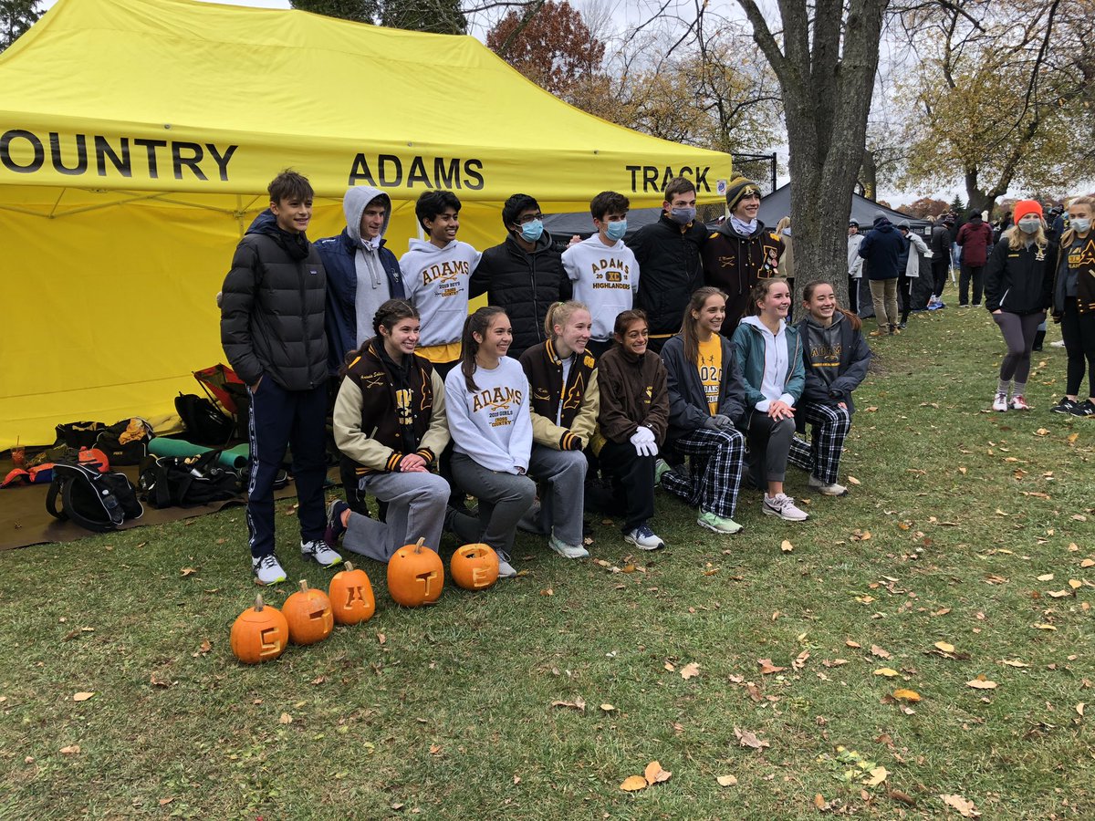 Adams_XC_TF's tweet photo. We’re going to need a bigger boat...errr... bigger bus. 
Both AXC teams qualify for the State Finals next Friday. Lots of joy at Clintonwood Park today.
Congratulations, seniors. https://t.co/NIxONvTkxt