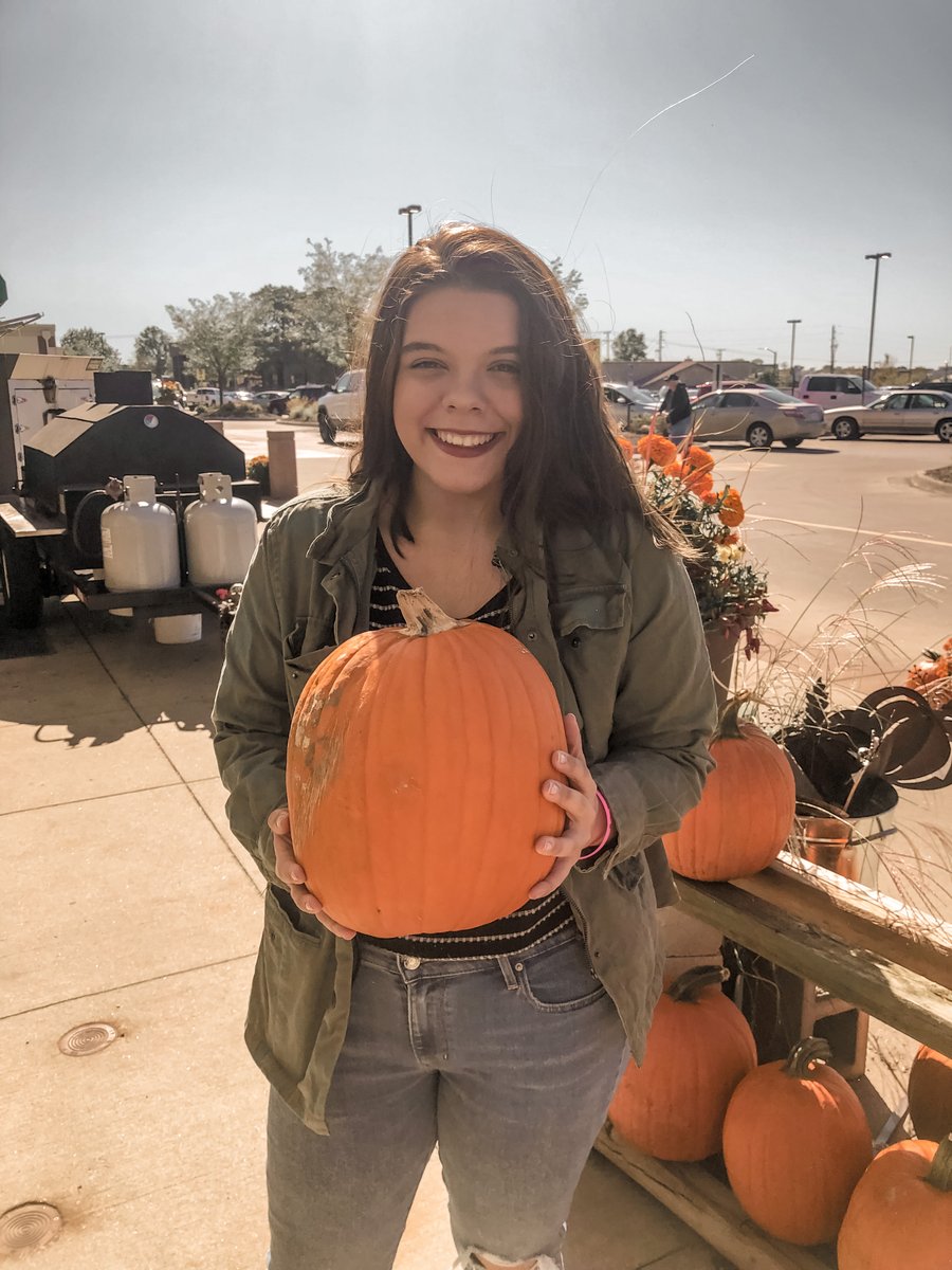 LOGOS_Research's tweet image. We hope everyone has a fun and safe Halloween weekend! #SpookySzn #Halloween