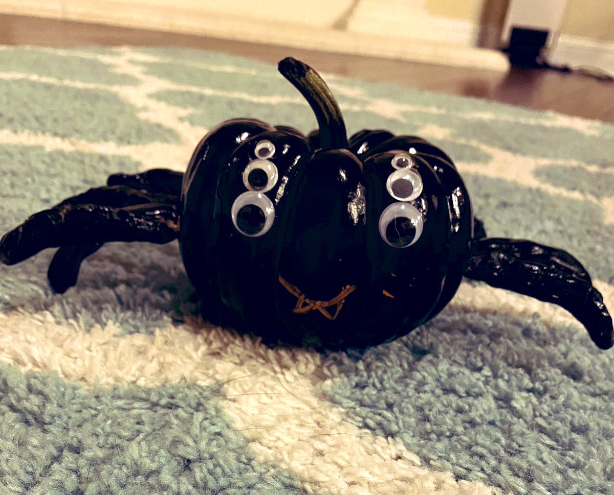4thWithBorja's tweet photo. Our pumpkin decorating contest was so much fun! So many amazing pumpkins! Congratulations to our winners! 🎃 #LeadTheCharge @NISDKallison https://t.co/NV0YB0BJnH
