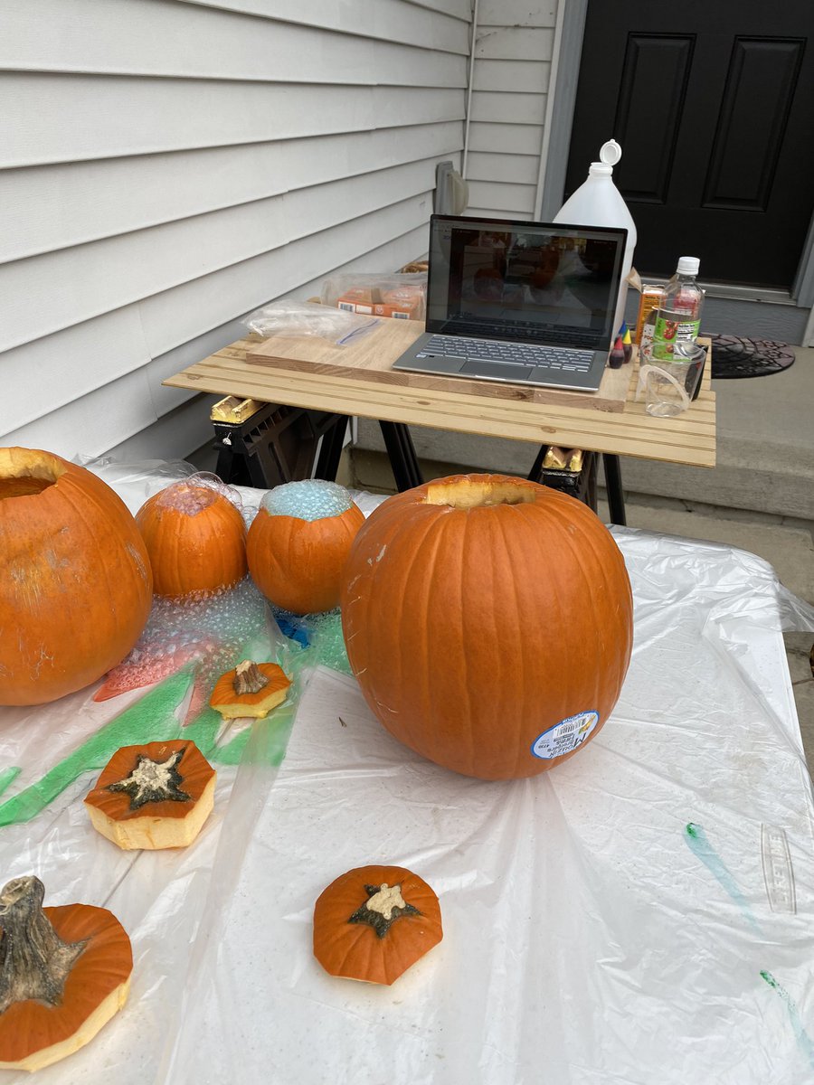 We ended our kindergarten spirit week with some pumpkin volcanos. Just because we are virtual doesn’t me we can’t have fun.  The laughter and giggles were the perfect way to start the day. <a href="/HilliardOnline/">HCS Online Academy</a>