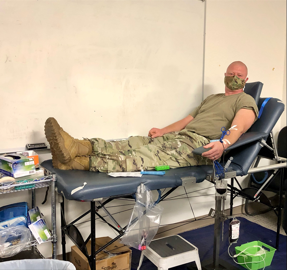USArmyFortSill's tweet photo. Fort Sill Service members and DA Civilians of Directorate of Training and Doctrine supported the local community by donating blood Friday. All participants are tested for COVID-19 antibodies.
#Donate #BloodDrive #FiresTeam #TeamOfTeams #CultureofValues
@TRADOC @USArmy @usacac https://t.co/eechUYE1kq