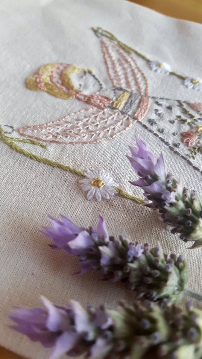 EBordar's tweet photo. “Primavera”

🌸 Bolsas con diseños para bordar.
Sumá un lindo detalle a un regalo, bordado por vos! 💖
.
Bolsas de lienzo crudo grueso y manijas reforzadas.
Tamaños:
Chica: 26x32 $300
Grande 35x40 $350

@CeciliaBraida https://t.co/1v6vD5e9TW