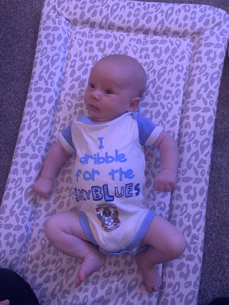 MarkAMRussell's tweet photo. Scenes in the Russell household #ccfc #PUSB #shesagirl https://t.co/pTFSsXkoig