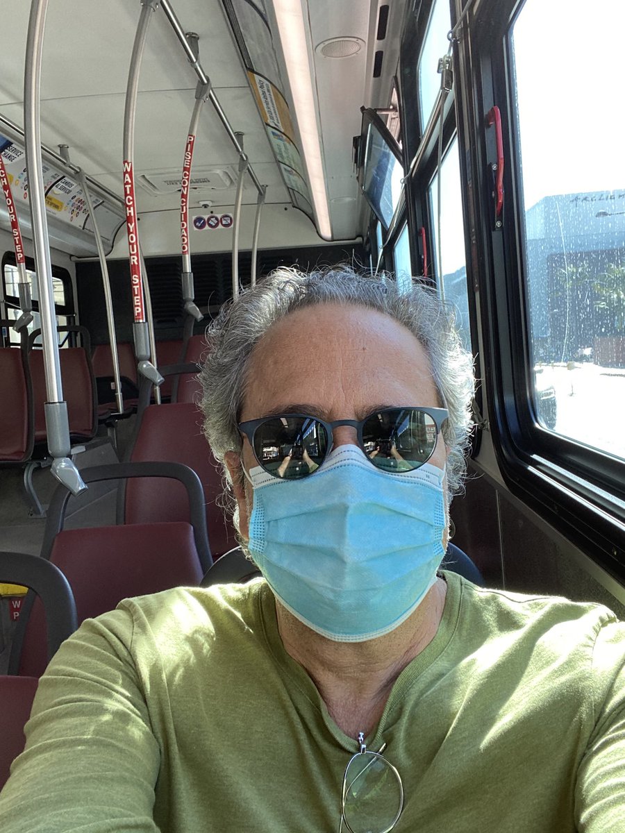 RichardBloom's tweet photo. Ran an errand and used Santa Monica's ⁦@SMBigBlueBus⁩ today. Our operators are doing a stellar job making sure that our bus system runs safely and on time. Masks required, social distancing enforced... And, did you know?  It's free!  As you can see, there’s room for you! https://t.co/KConONIJ66