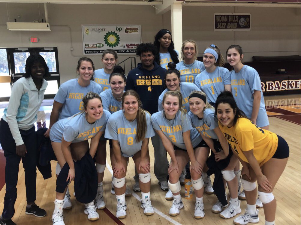 Thank you @Scottie_BSB for donating Coach <a href="/jd_sanchez17/">Juan Sanchez</a> today for the scrimmage <a href="/indianhills/">Indian Hills College</a>!!!  What a great driver 🚘🚘💪 #BIGdawgs #scottienation