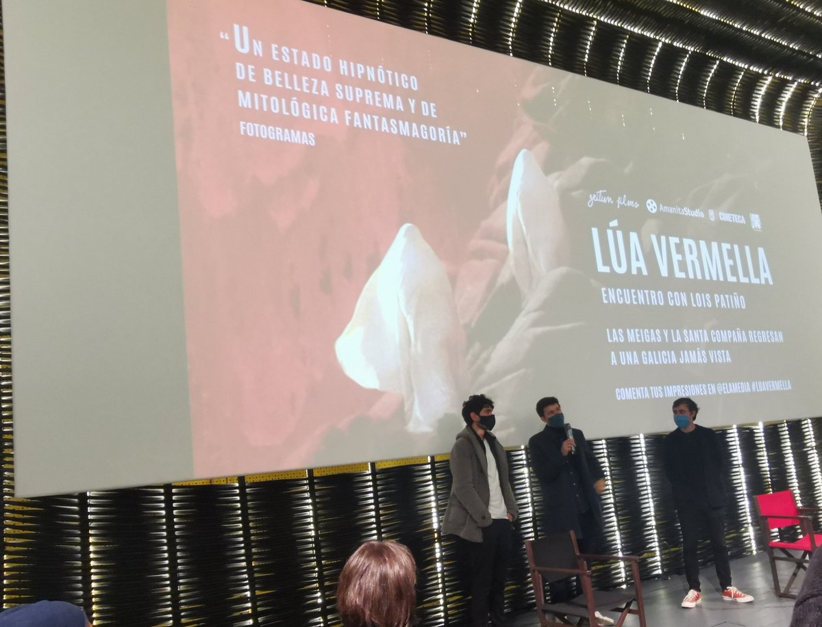 #LuaVermella de #LoisPatiño, un viaje hipnótico, poético, inquietante y bello por la costa gallega... Película obligatoria de ver y en pantalla gigante.
Hoy #estreno con posterior coloquio con su director en @CinetecaMadrid
@elamedia @zeitunfilms
#YoVoyAlCine #CulturaSegura https://t.co/HOLUABqBcu