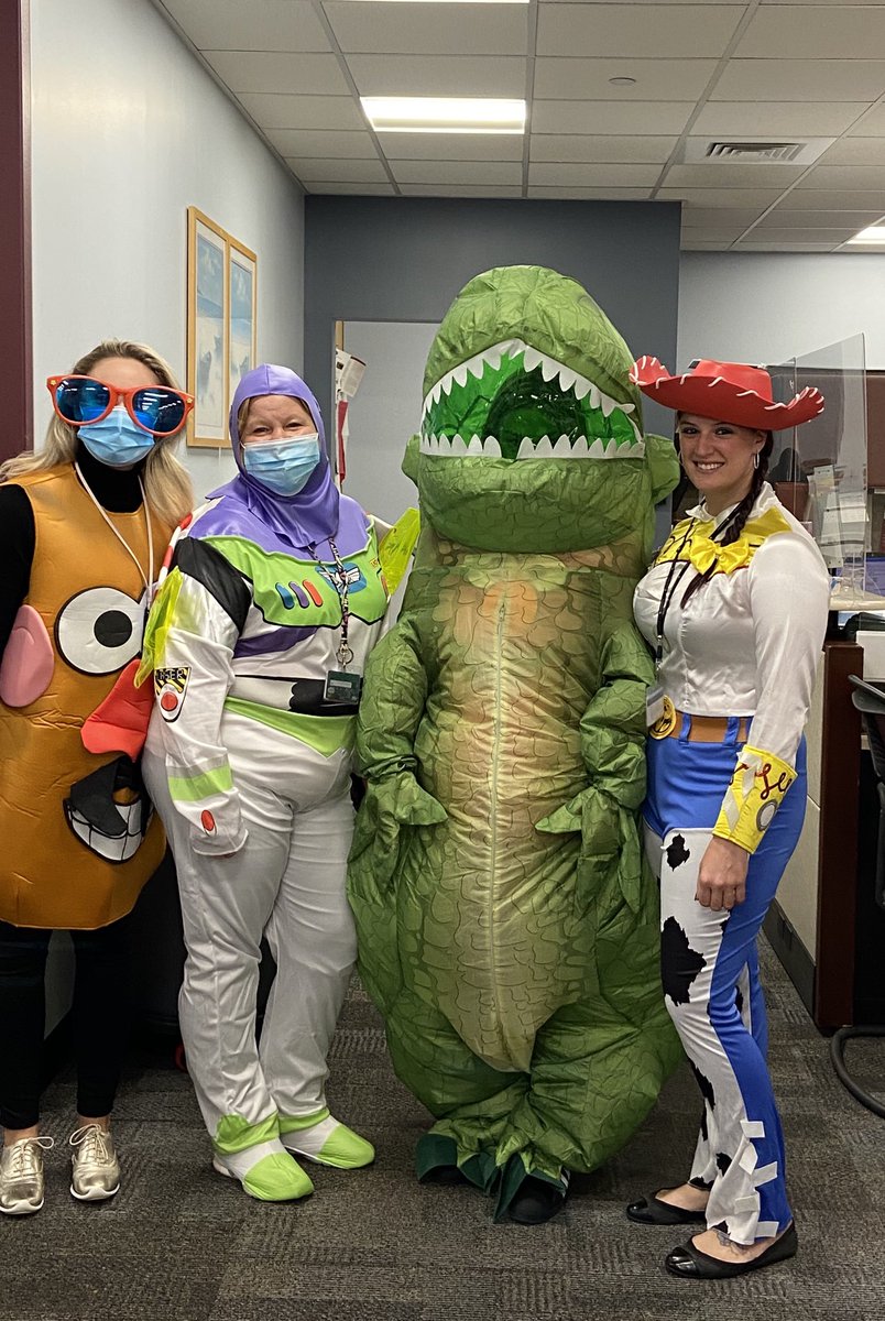 MaureenColeRN's tweet photo. Happy Toy Story Halloween from Stony Brook Children’s ⁦@StonyBrookKids⁩ ⁦@StonyBrookMed⁩ https://t.co/VTXWFE4kul