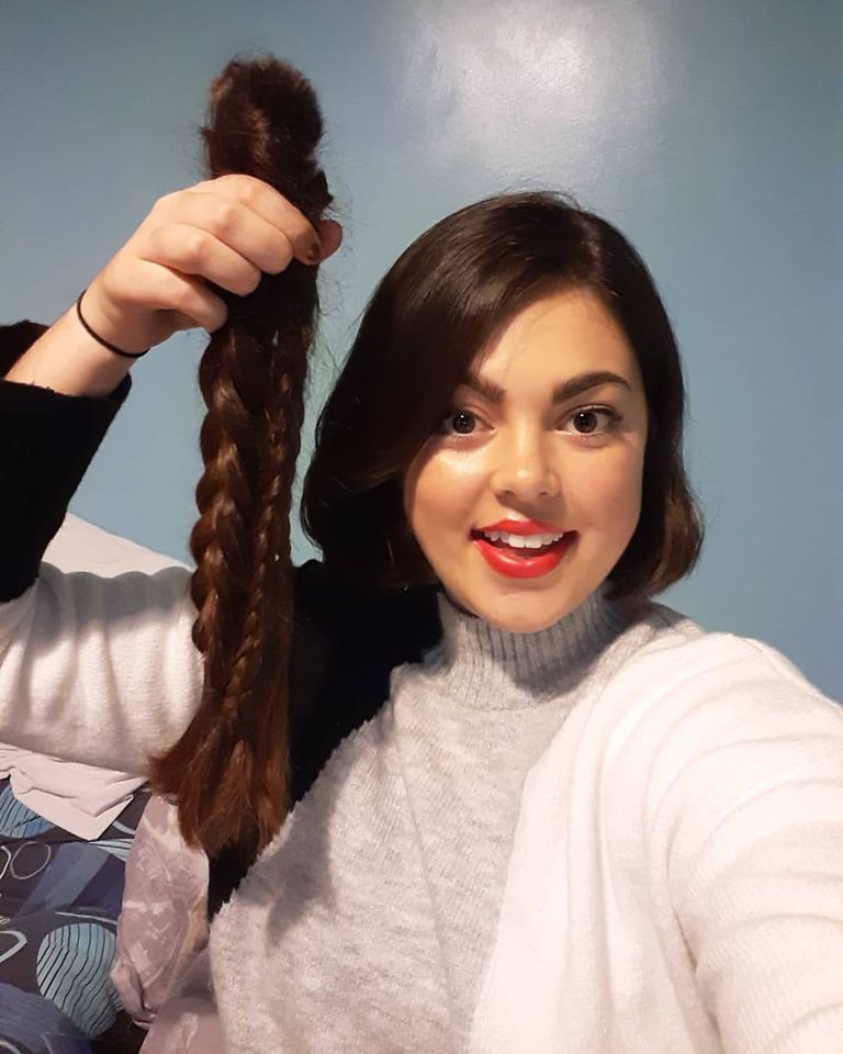 Robyn has donated 14 beautiful inches of thick, dark brown hair 💜 

She also used GivenGain to raise funds - one of the amazing benefits of using the platform, is that it accepts all currencies and caters for 14 different languages 🤗 

Get started today: bit.ly/2TzAjZp