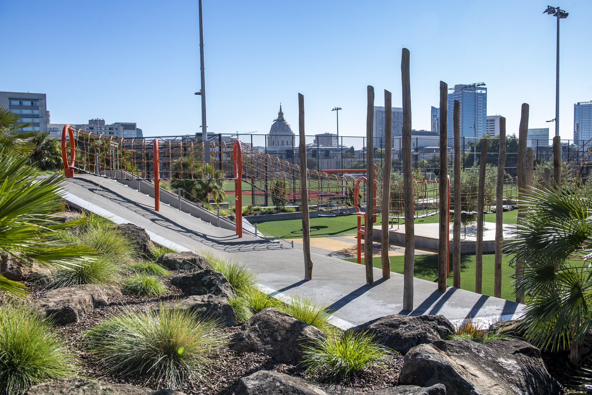RecParkSF's tweet photo. Today we celebrate the reopening of Margaret Hayward Playground in Western Addition! This $28 million renovation, funded largely through the 2012 Clean and Safe Neighborhood Parks Bond,  has transformed the 6-acre park into an accessible, unified, vibrant community space. https://t.co/W7OnBiGDRW