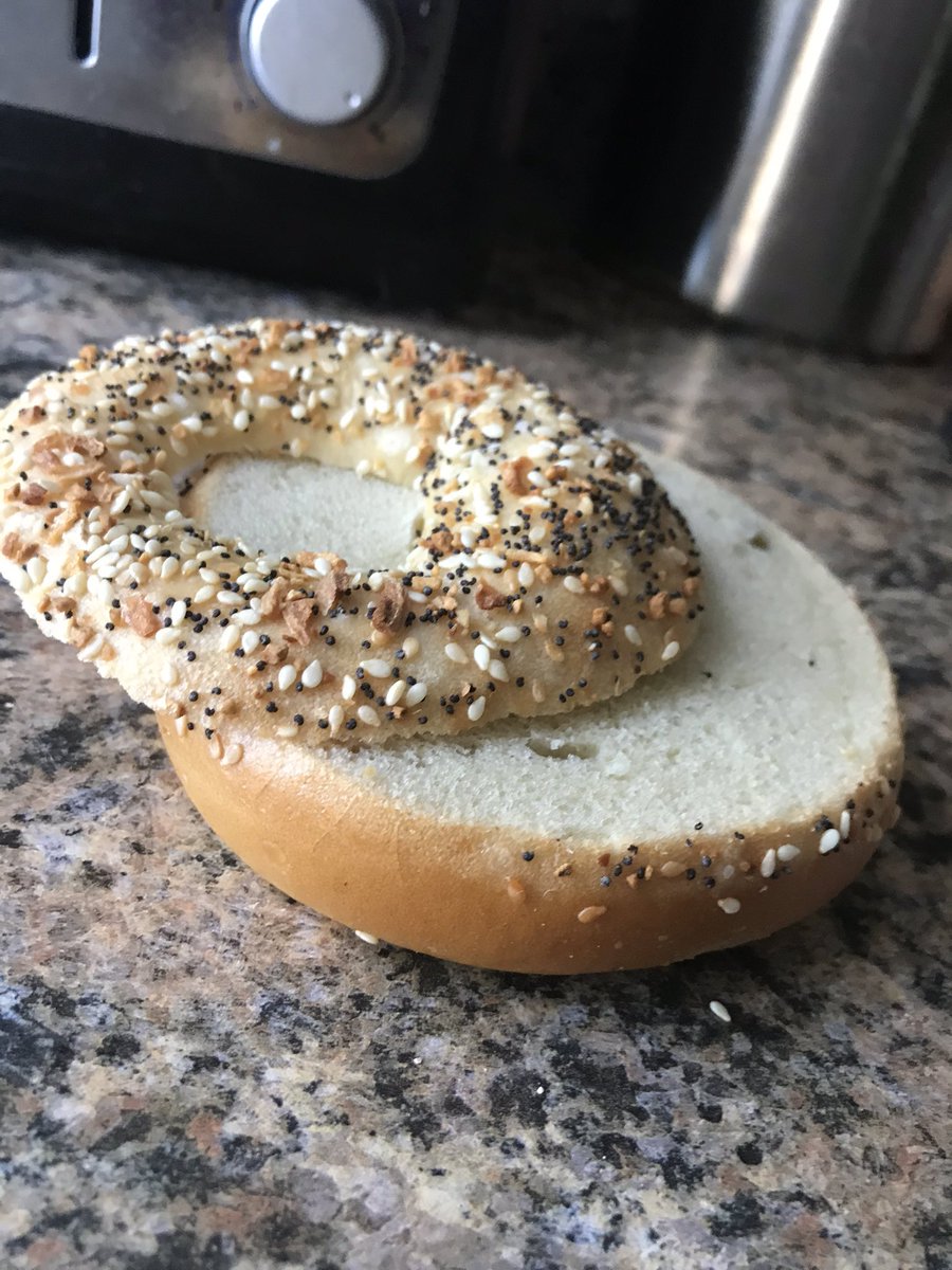 MFamilyMom's tweet image. My daughter said I was being a “Karen” because I called the store to complain about this. #Stl #BreadCo