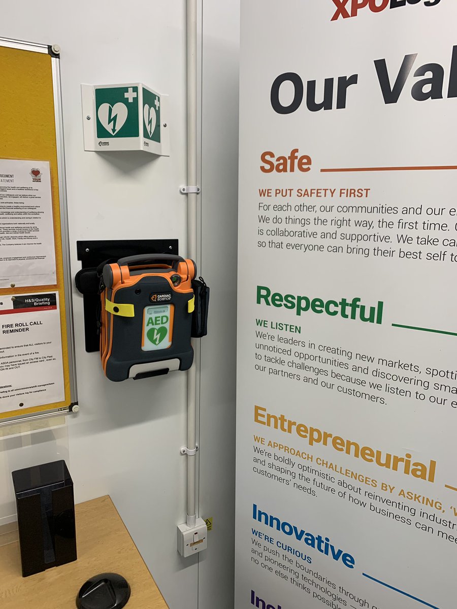 Well done XPO, been pestering hubs to get one of these for site for ages 👍🏻<a href="/NeilDurrant1979/">Neil Durrant</a> #AED #XPO #keepingeachothersafe #defib #restarttheheart