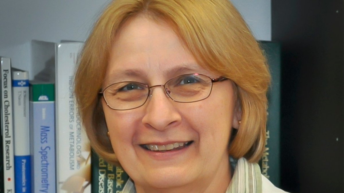 Dr. Patricia Jones moderated a virtual congressional briefing to educate the lab medicine community on lab-developed tests for the diagnosis of COVID-19. 

aacc.org/media/press-re…

<a href="/UTSWNews/">UTSW Media Relations</a> #UTSW #pathology <a href="/pmjo/">Patti Jones</a>