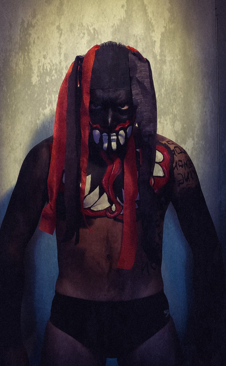 JBass1988's tweet photo. 31 days of face paint!

Day 30
1 of 2 today or 3

The Demon King! @FinnBalor
@WWE

#October #31DaysOfFacePaint
#Spooktober #Day30 #TheDemonKing #FinnBalor #WWE #Wrestling #FacePaint #Art https://t.co/NhgT9p73KU