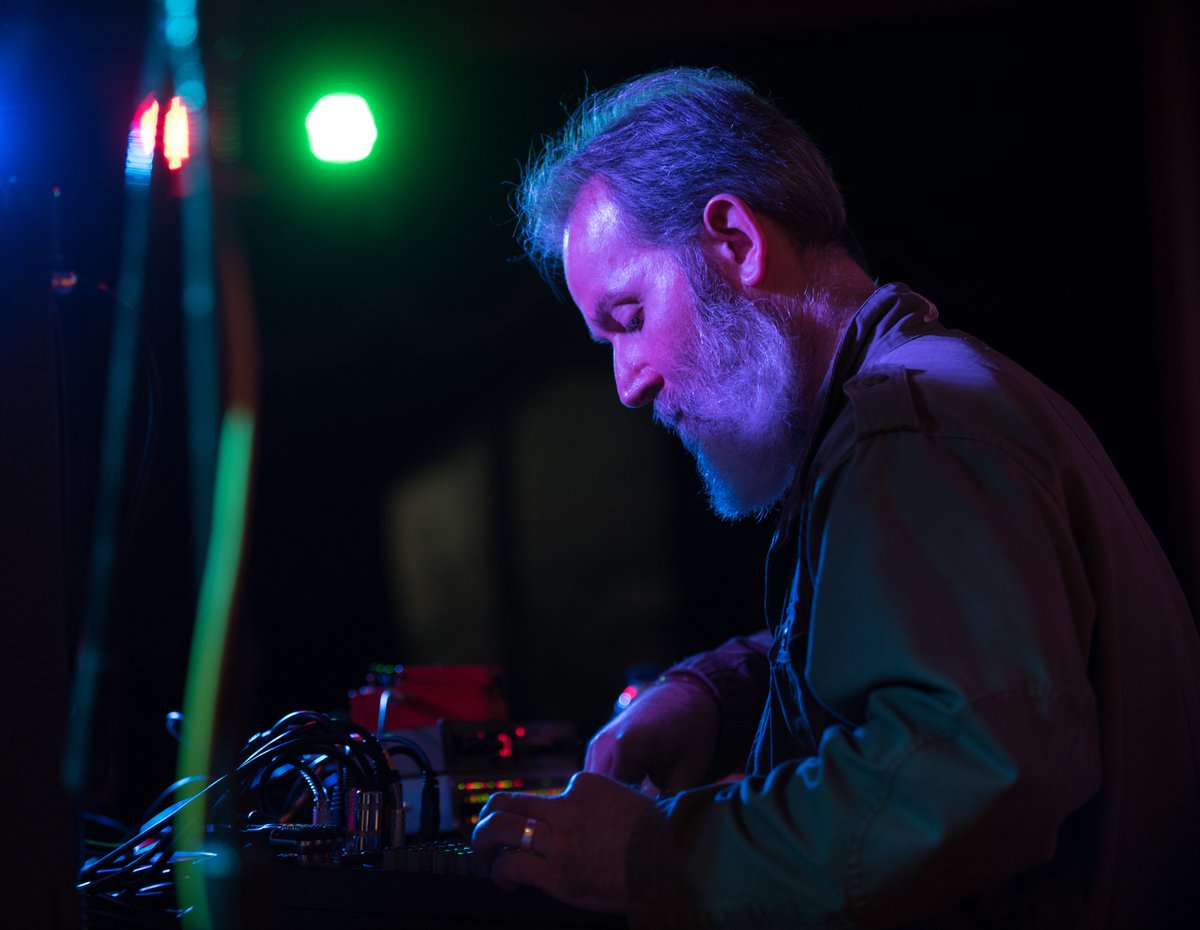 euterpesequence's tweet image. #AndrewLeslieHooker consummate musical but/and harsh ambience, North Wales based composer performing tomorrow night @soundandmusic @TyCerdd_org  on the #Ysbrydnos #WeareLegion, clip from LVOF few years ago fb.watch/1s2K7c5b0W/