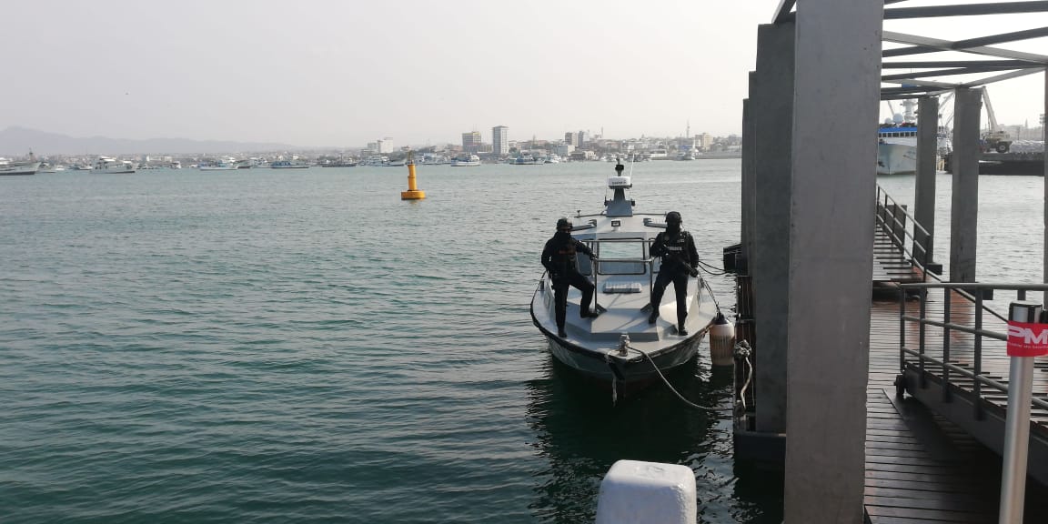 Se inauguró nuevo muelle de Servicio de la Estación de Guardacostas del puerto de Manta. ow.ly/IE5x50C7st5