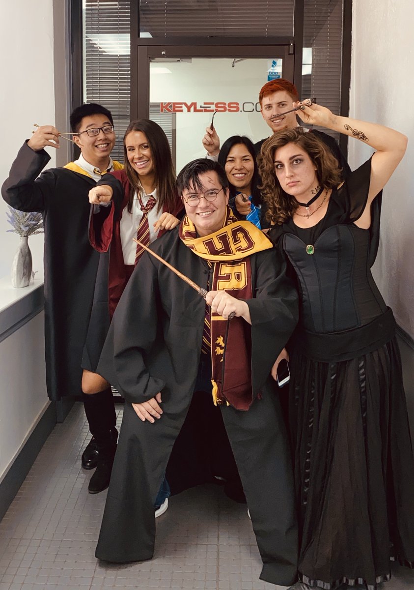 keyless_co's tweet image. Not even a spell could break into a Keyless.Co lock...The Hogwarts crew would like to wish everyone an early Happy Halloween! #keylessco #keyless1 #keyless360 #hogwarts #harrypotter #happyhalloween