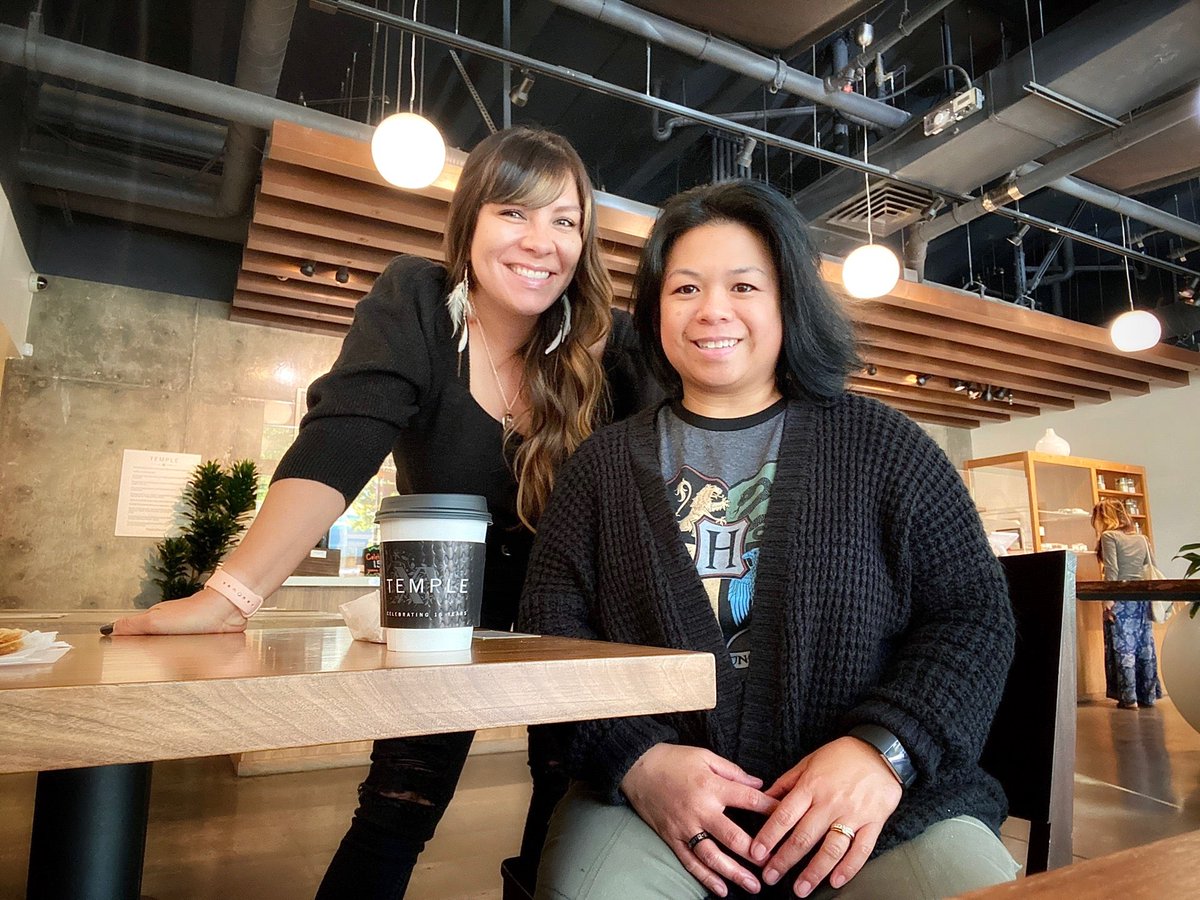 raquel__karina's tweet photo. Got to meetup w/the @DiviSacMeetup organizer, Rosalinda, this morning! I’m so grateful for our wonderful #DiviCommunity! 🥰🙌🏼 #DiviNation (at @TempleCoffee &amp; Tea in Sacramento, CA) https://t.co/HWc1lSarZh https://t.co/fju7PRxzrR