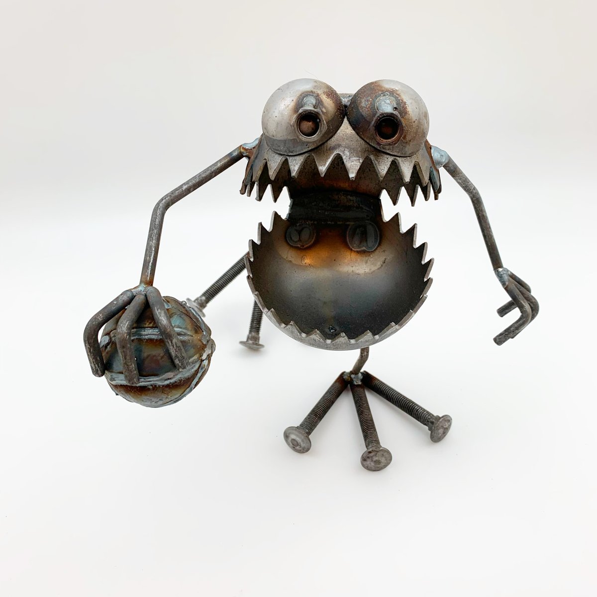 storenamedSTUFF's tweet photo. Now Available ONLINE. Restocked at our store location is #kansascity too. Shop our Metal Monster Sculptures. They make us laugh and smile. Embrace your inner playful monster. Ornery suckers. #metalsculpture #handmade #astorenamedstuff #shopsmall #buyart https://t.co/ShLhGVpsp4 https://t.co/UuL69nepwv