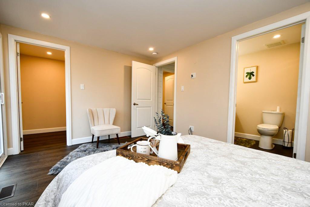 sellwithcorrie's tweet photo. A Must See!
MLS#40039148
$395,000.
.
*not intended to solicit those currently under contract*
Call/Text 705-930-5478
Mary-Lyn & Phil Moore
Sales Representatives
BALL Real Estate Inc.,
Brokerage
#ListMoore #JustListed #ForSale #MustSee #RealEstate #CottageForSale #HouseForSale https://t.co/sJDfHsWbl0