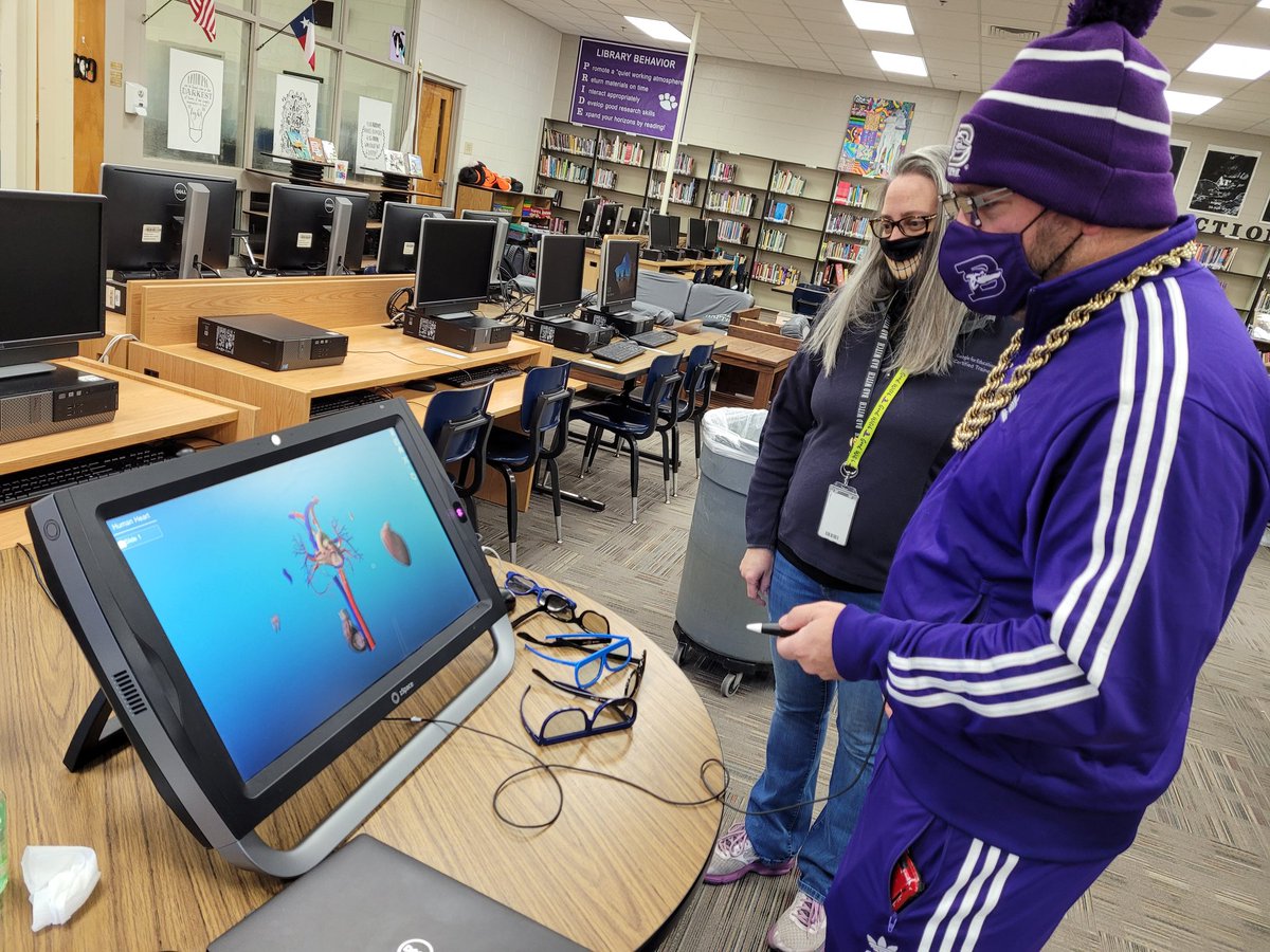 𝓛𝓲𝓼𝓪 𝓜𝓬𝓛𝓪𝓾𝓰𝓱𝓵𝓲𝓷 tweet media