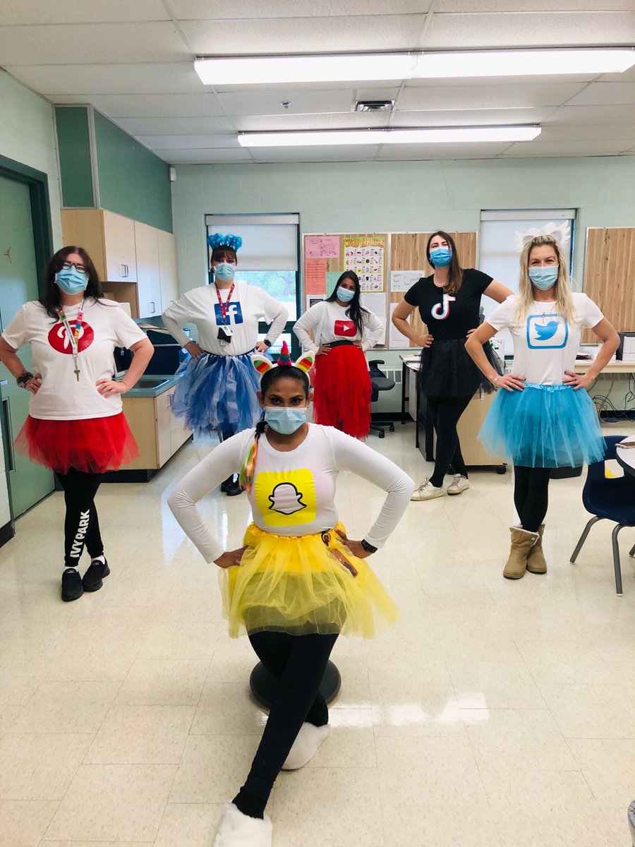 HawkinsLisa's tweet photo. Amazing Halloween ⁦@HickoryWoodPS⁩ https://t.co/4E9wdygXwD