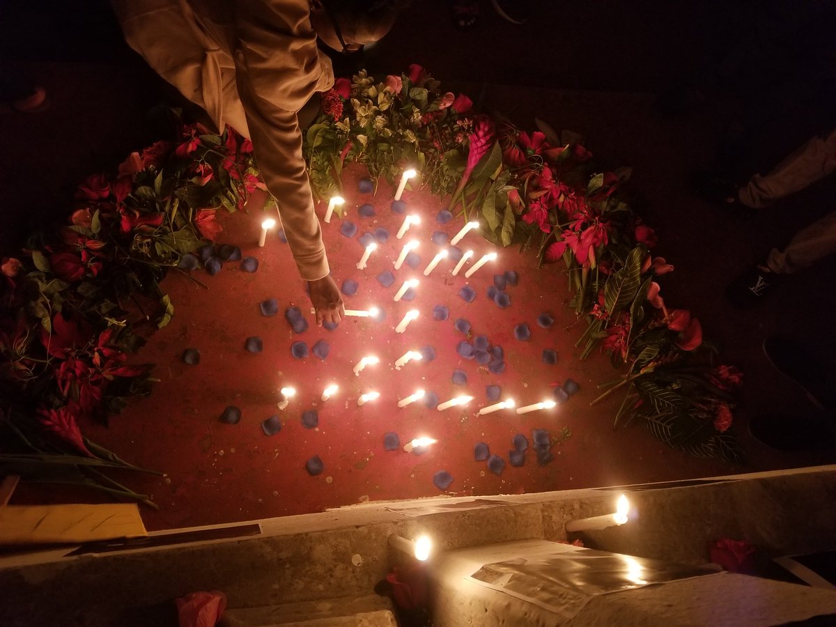 str8upjim's tweet photo. Sorrow may last the night, but joy comes in the morning, so why worry?
Victory comes from God alone
Buea candle vigil 🙏
#EndAnglophoneCrisis
#kumbaisbleeding https://t.co/mht3oUVod9