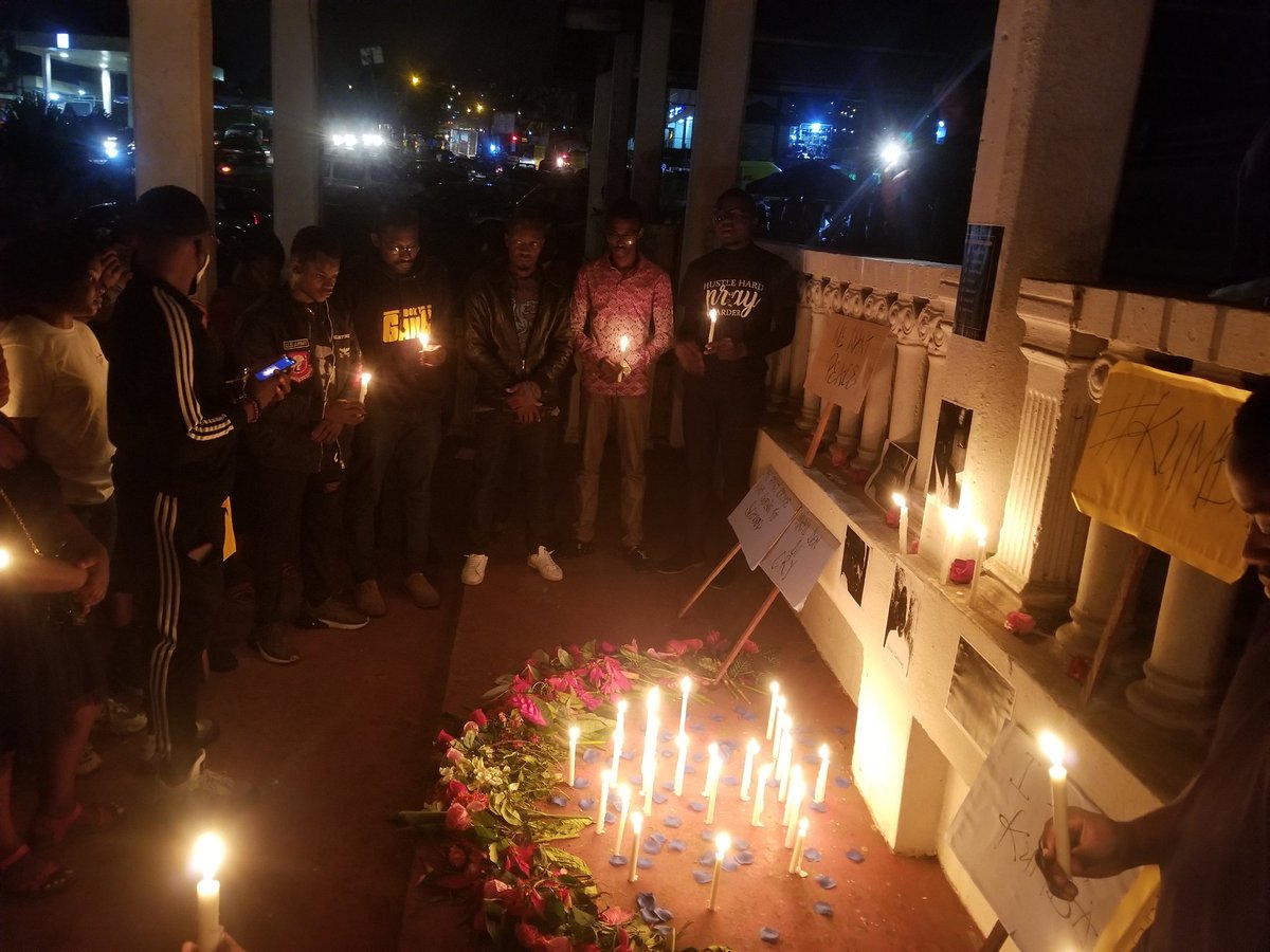 str8upjim's tweet photo. Sorrow may last the night, but joy comes in the morning, so why worry?
Victory comes from God alone
Buea candle vigil 🙏
#EndAnglophoneCrisis
#kumbaisbleeding https://t.co/mht3oUVod9