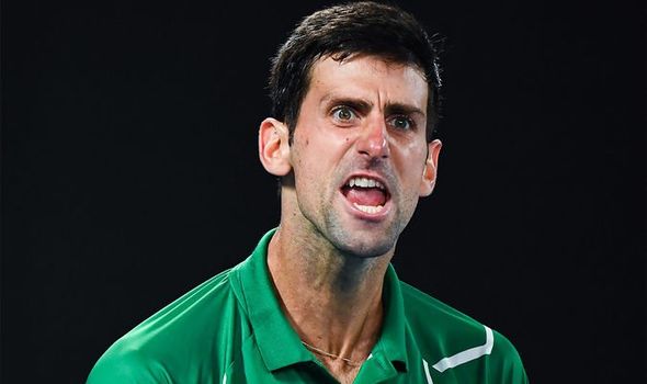 FAAAUTE's tweet image. ENORME TREMBLEMENT DE TERRE! Une des plus lourdes défaites de la carrière du serbe (6-2 6-1). Sonego était très costaud aujourd'hui mais l'attitude du Djoker laisse perplexe 

#atp #vienna #djokovic #sonego