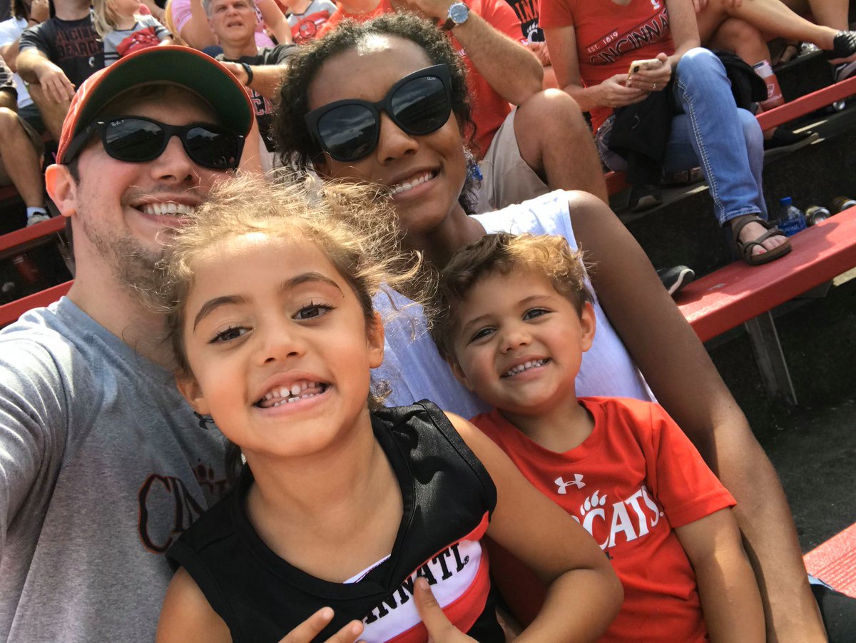 uofcincyalumni's tweet photo. Congratulations to all the winners of our #UCStrengthInUnity Social Media Challenge over the last four weeks!
Who is truly a Bearcat for Life though? Who gets to take home the grand prize? We'll let you decide: https://t.co/LEjKDKsy0e https://t.co/1C5WMyK3IU