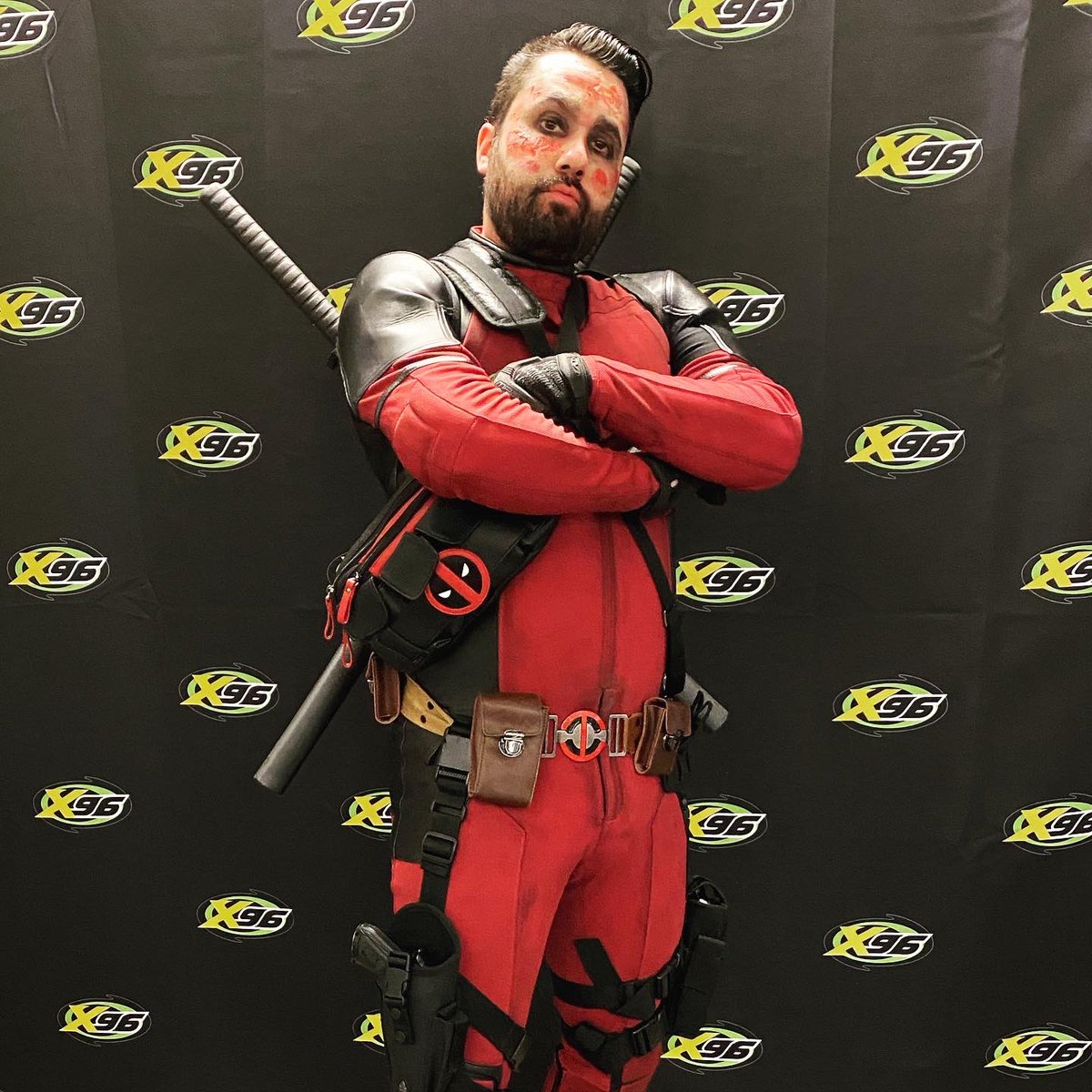 SgtPerezX96's tweet photo. That’s right!! Had to bring out Deadpool for Halloween!! Yes, I’m at work and yes i do have perfect hair, thank you for noticing!! @VancityReynolds and @robertliefeld would be proud!!
#deadpool #halloween #work #thedapperdeadpool #dapperdeadpool https://t.co/UAsrDzip2X