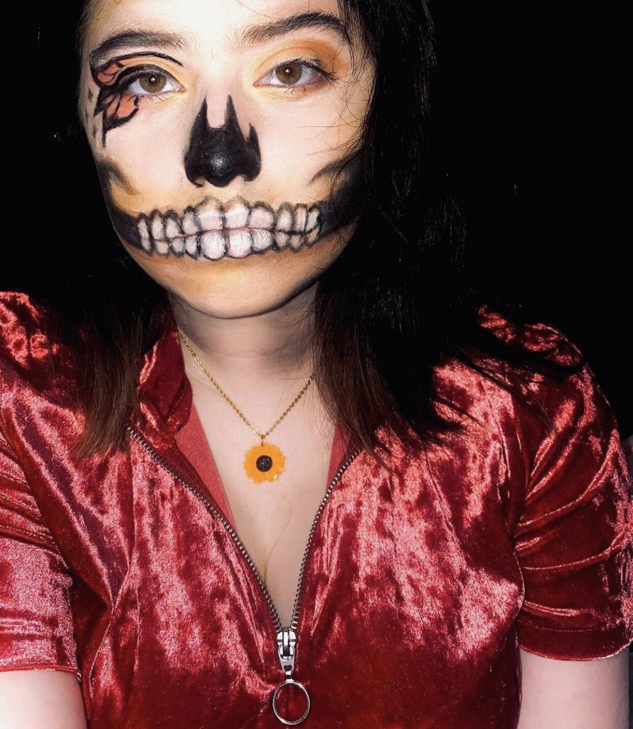 nina_ems18's tweet image. This are my entries for the #LPMakeUpComp I hope you like them 👉🏻👈🏻 @LiamPayne #LPShowact3