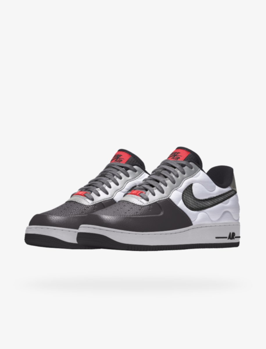AmirulAshrafIyu's tweet photo. would anyone get these? if nike releases it π #CustomShoeDesign https://t.co/ZhpJup8MZk