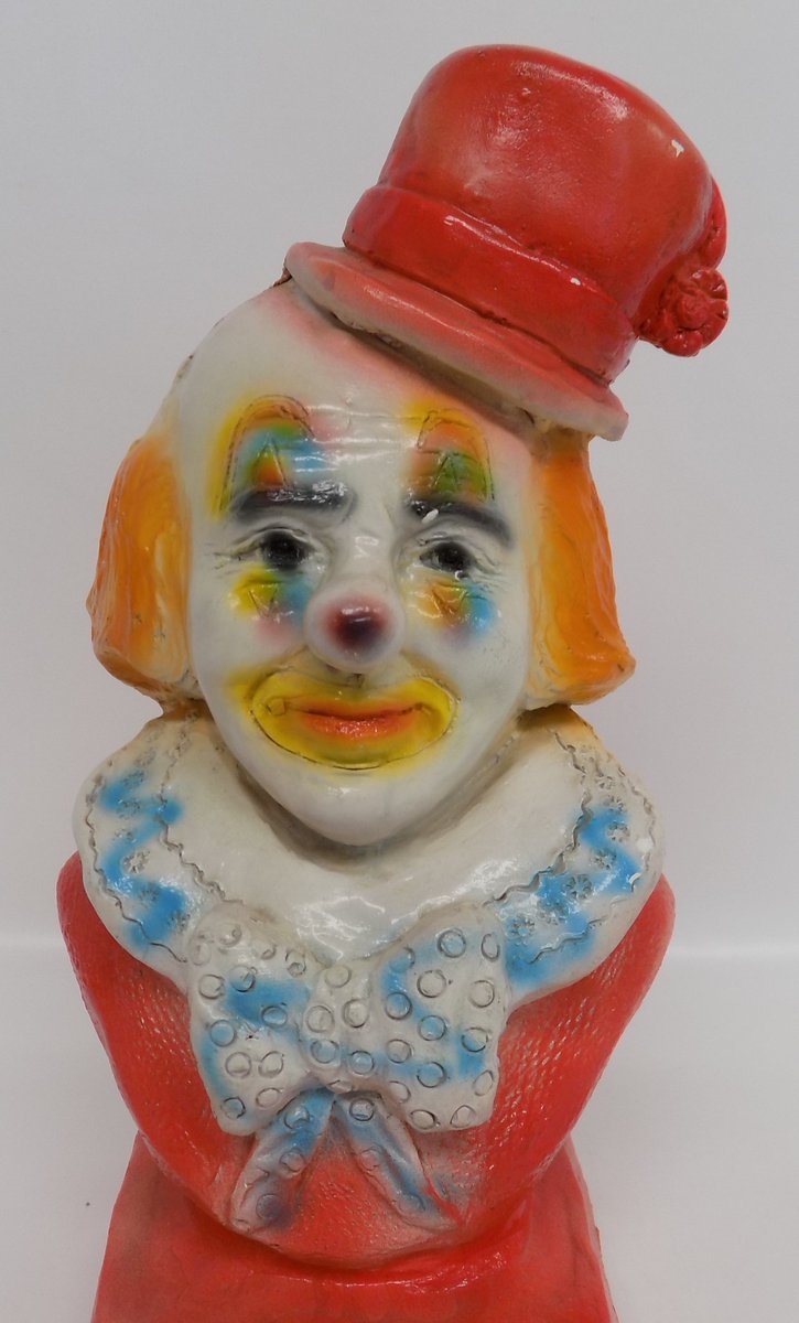 PlacerMuseums's tweet photo. Clown Figure
c. 1948
#MuseumTrickorTreat
#SpookiestObject
#CreepyIP
#Halloween https://t.co/zSZlMbEIf4