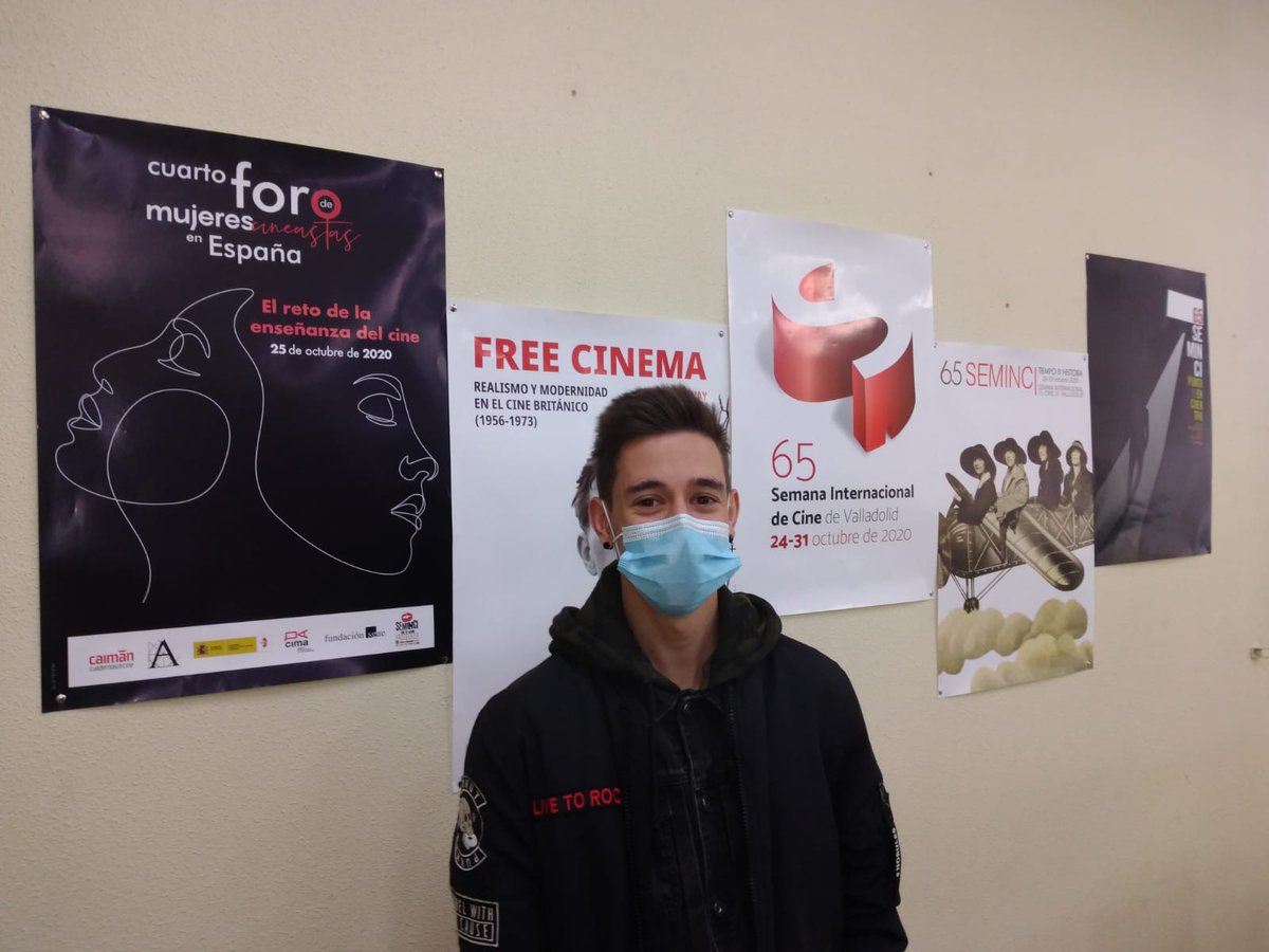 jonnimrt11's tweet photo. @LaAguadera @SEMINCI @PuertoSierra @JimenaAlmenara #Seminci #65SeminciValladolid
Esta semana participamos en la @SEMINCI en la #EasSalamanca 
#FestivalCineValladolid con la propuesta para Centros Educativos en la asignatura de #CulturaAudiovisual y la profe @PuertoSierra
Gracias a @JimenaAlmenara por los carteles.
#Cine https://t.co/OcD1WQBjFx