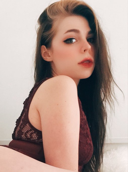 🍷 https://t.co/9tkuw1XsGw<a href="/tag/avnthenandnow"class="tags"><span>#avnthenandnow</span></a>