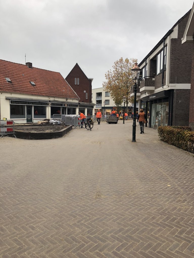 Frank Glaubitz tweet media