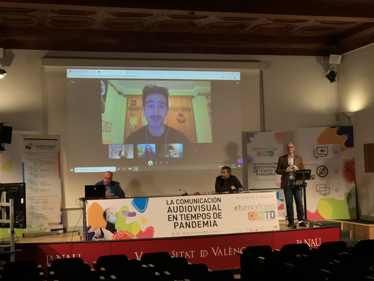 Máster Formatos UV tweet media