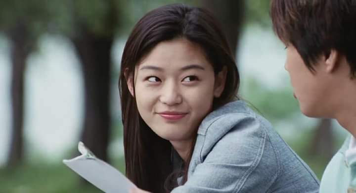 Happy Birthday sassy girl Jun Ji-hyun   