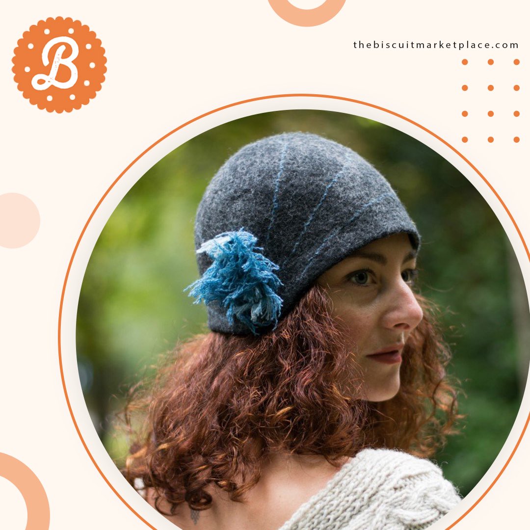 Tara Prendergast runs The Biscuit Marketplace. It’s a great place to find handcrafted & unique presents for everyone & also highlights the work of Irish artists & craftspeople. Visit:  https://thebiscuitmarketplace.com/category/gifts/christmas-gifts-under-e100/