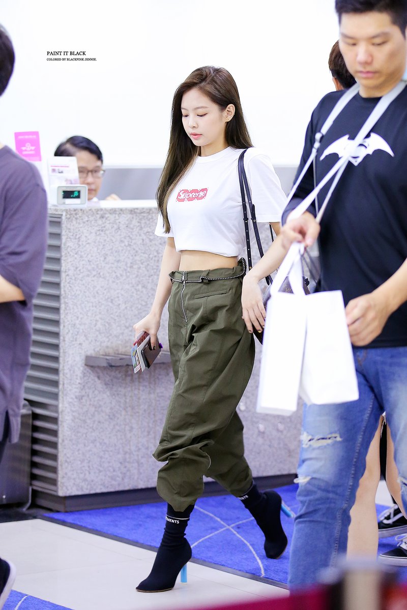 jennie airport fashion. one has to go