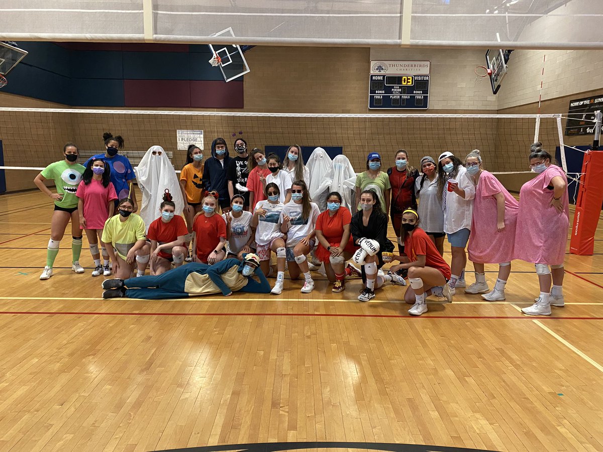 Happy Halloween from your Park University Gilbert WVB and MVB teams!