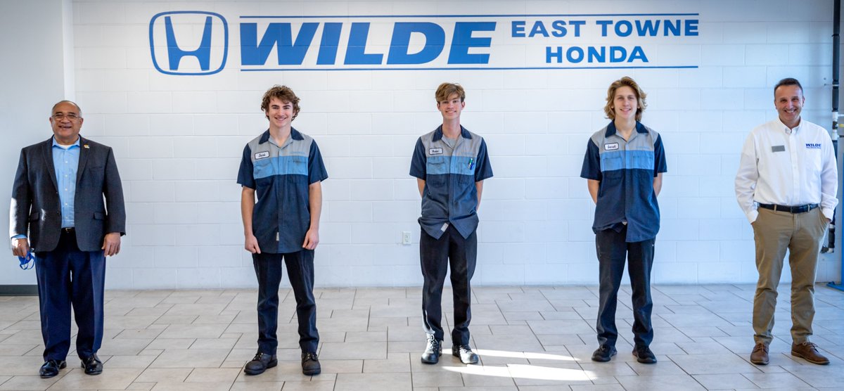 WildeETHonda's tweet image. Wilde East Towne Honda is proud to participate in the Sun Prairie Youth Apprenticeship Program.

Here are our current apprentices in the program: Jacob, Jax, and Garrett with our General Manager, Jorge, and our Service Manager, Chris.

#YouthApprenticeshipProgram #SunPrairie