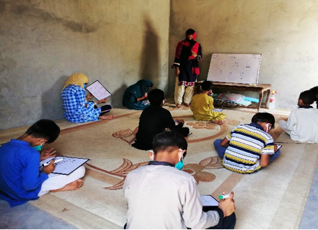 GRID_WashU's tweet photo. #Fromthefield EEQAP project coordinators in Pakistan highlight ways that teachers have adapted their methods during Covid-19 lockdown to ensure students can maintain access to education - even transforming their homes into classrooms. Read more: https://t.co/XeULsiYRPx https://t.co/bXadl4RNQs