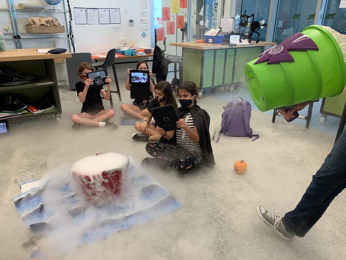 ValeriaTeaches's tweet photo. To my students: 
May you always remember you can transform to whatever state fits your needs— #rearrange #readjust #refocus !

Thank you @SherylPalumbo for putting the pocus in our #hocusPocuseverybodyfocus semester wrap-up #sumblimation #mrsfrizzle #Halloween2020 
#dryice https://t.co/07MbWTgAOv