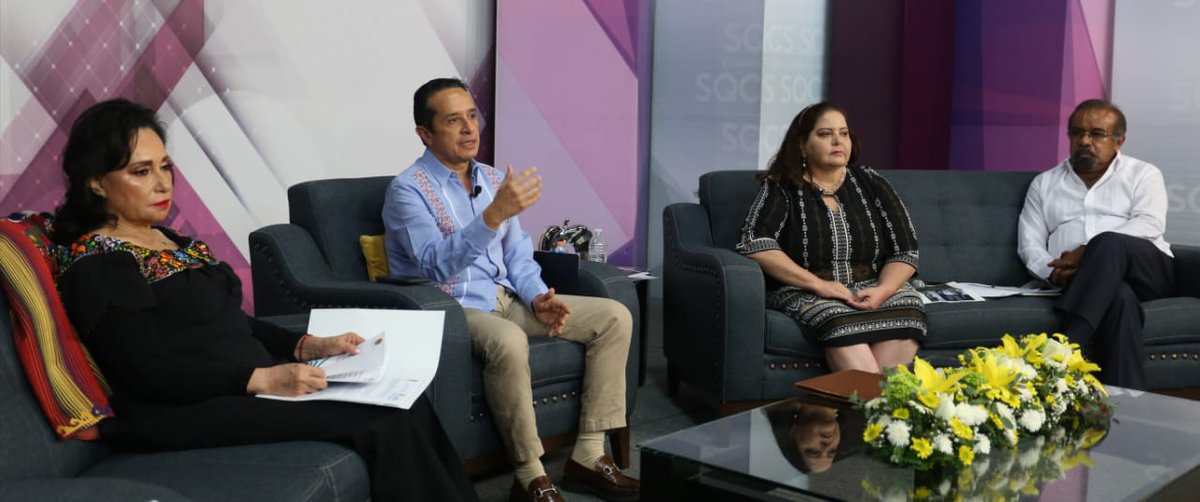 ComunicacionQR's tweet photo. Se mantienen los hospitales operando de manera normal y no podemos tener un rebrote de contagios, colapsarían: @CarlosJoaquin al actualizar 🗣️el semáforo epidemiológico del Plan Reactivemos Quintana Roo.

#QuédateEnCasa
En #QuintanaRoo #JuntosSaldremosAdelante 🙌 https://t.co/slymCGfewe